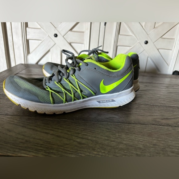 Nike Men’s Air Relentless 6 Cool Grey/ Volt Running 843836-003 Size 9.5 - Picture 4 of 6